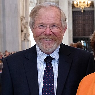 Portrait of Bill Bryson